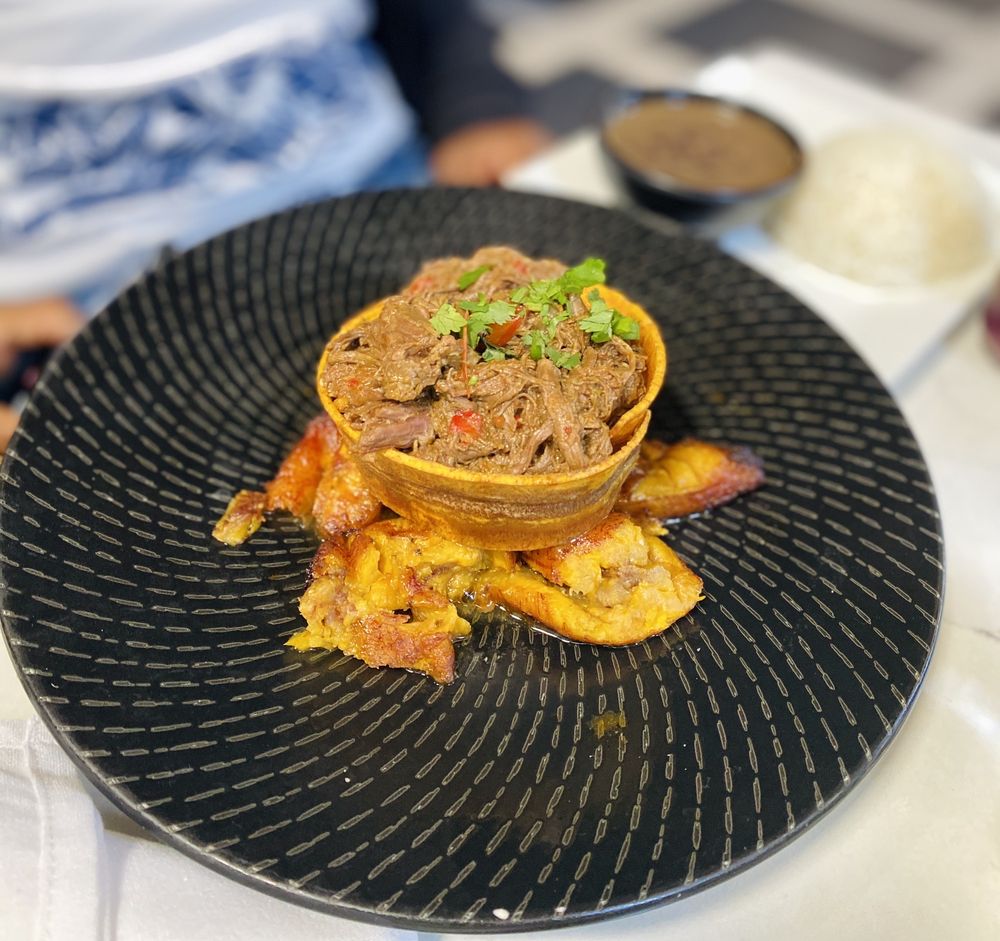 BLEND ASTORIA Updated October 2024 1327 Photos & 946 Reviews 3717 30th Ave, Astoria, New