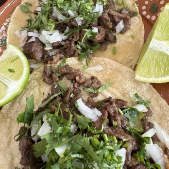 La Taqueria - UP CLOSE ON THOSE YUMMY TACOS AND HANADE TORTILLAS YUMMMM - Mexican Near Me - Merced, California La Taqueria - UP CLOSE ON THOSE YUMMY TACOS AND HANADE TORTILLAS YUMMMM - Mexican Near Me - Merced, California