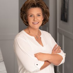 Long Chiropractic Center - Jolene Lex; Front Desk Staff