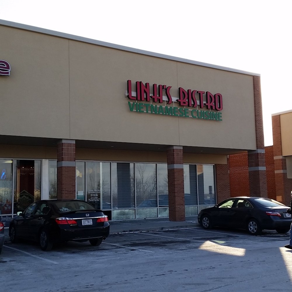 Linh's Bistro - Outside - Vietnamese Near Me - Dayton, Ohio Linh's Bistro - Outside - Vietnamese Near Me - Dayton, Ohio