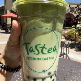 Matcha w boba no ice topped off
