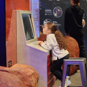 Orlando Science Center - My daughter exploring Mars - Museums Near Me - Orlando, Florida