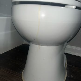 Dry Creek Ranch Apartments - toilet - Apartments Near Me - Northlake, Texas