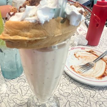 Sunliner Diner - Diners Near Me - Pigeon Forge, Tennessee Sunliner Diner - Diners Near Me - Pigeon Forge, Tennessee