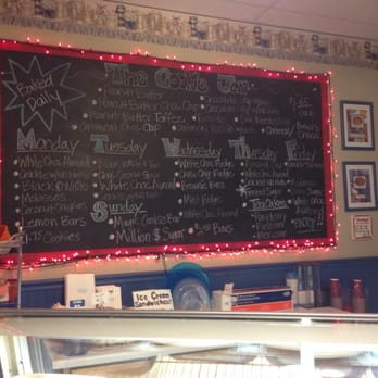Cookie Jar - Different Special Cookies made for everyday of the week! Love it!!!! - Bakeries Near Me - Elk Grove, California