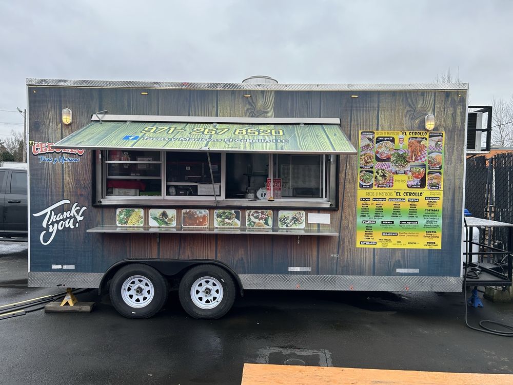 Tacos y Mariscos El Cebollo