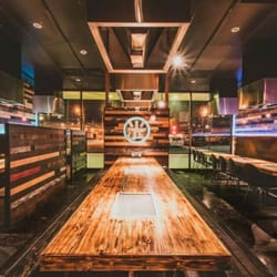 HIKARI Japanese BBQ & Grill - Interior of the restaurant.
photo: Atsushi "2GO" Miyoshi