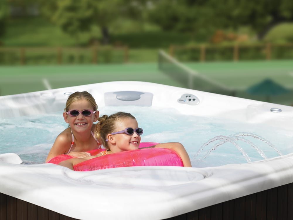 PRESQUE ISLE HOT TUBS Updated September 2024 2546 West 26th St