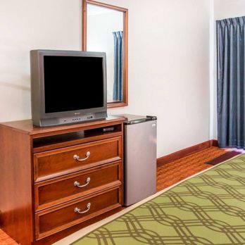 Econo Lodge Cadillac - Hotels Near Me - Cadillac, Michigan Econo Lodge Cadillac - Hotels Near Me - Cadillac, Michigan