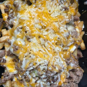 Blue Burro - Regular Carne Asada Fries - Salad Near Me - Long Beach, California