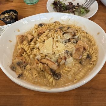 Odyssey World Cafe - Chicken Marsala - Cafes Near Me - Paso Robles, California