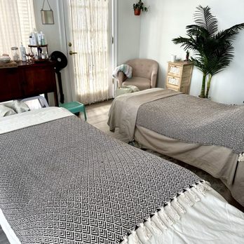 The Valley Massage and Skincare - Couples Massage - Massage Therapy Near Me - Gilbert, Arizona The Valley Massage and Skincare - Couples Massage - Massage Therapy Near Me - Gilbert, Arizona
