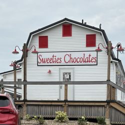 Grandpa’s Cheesebarn & Sweeties Chocolates - Sweeties