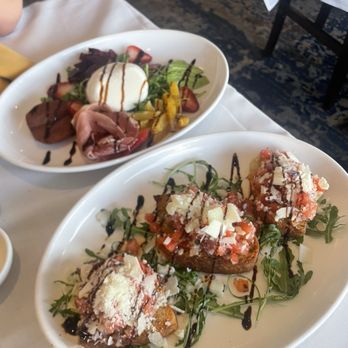 Polpo - BRUSCHETTA and featured salads - Italian Near Me - Avalon, New Jersey Polpo - BRUSCHETTA and featured salads - Italian Near Me - Avalon, New Jersey
