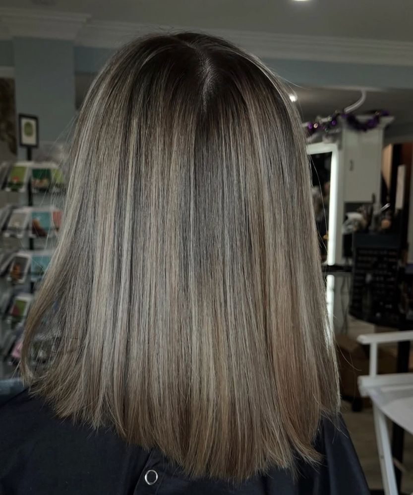 Scott Whitney Salon Logo