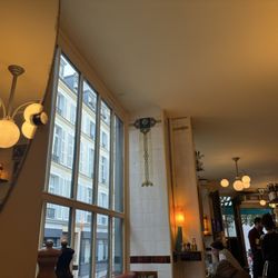 Chez Janou - Dinner area- inside