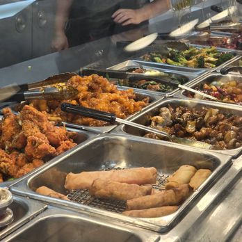 Hong Kong Express - Hong Kong Chinese Food: food selection behind counter - Chinese Near Me - Hawthorne, California Hong Kong Express - Hong Kong Chinese Food: food selection behind counter - Chinese Near Me - Hawthorne, California