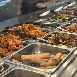 Hong Kong Chinese Food: food selection behind counter