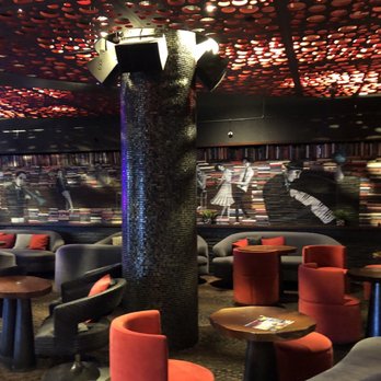 IPIC North Miami Beach - Cinema Near Me - North Miami Beach, Florida