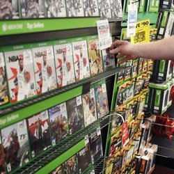GameStop - VideoGames