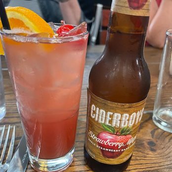 Pier 48 - Refreshing beer - Seafood Near Me - Indianapolis, Indiana