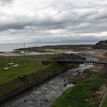 Maddens Bridge Bar - Guest Houses Near Me - Bundoran, DL