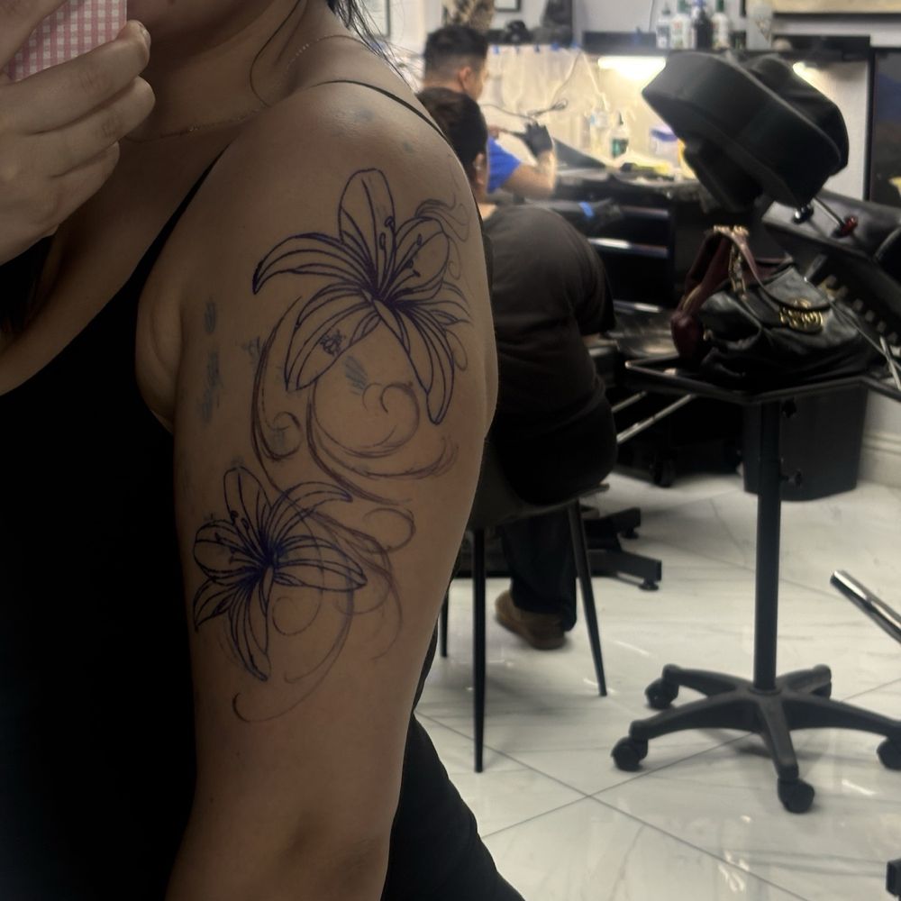 Golden Triangle Art Studio - flower tattoo - Tattoo Near Me - Upland, California Golden Triangle Art Studio - flower tattoo - Tattoo Near Me - Upland, California