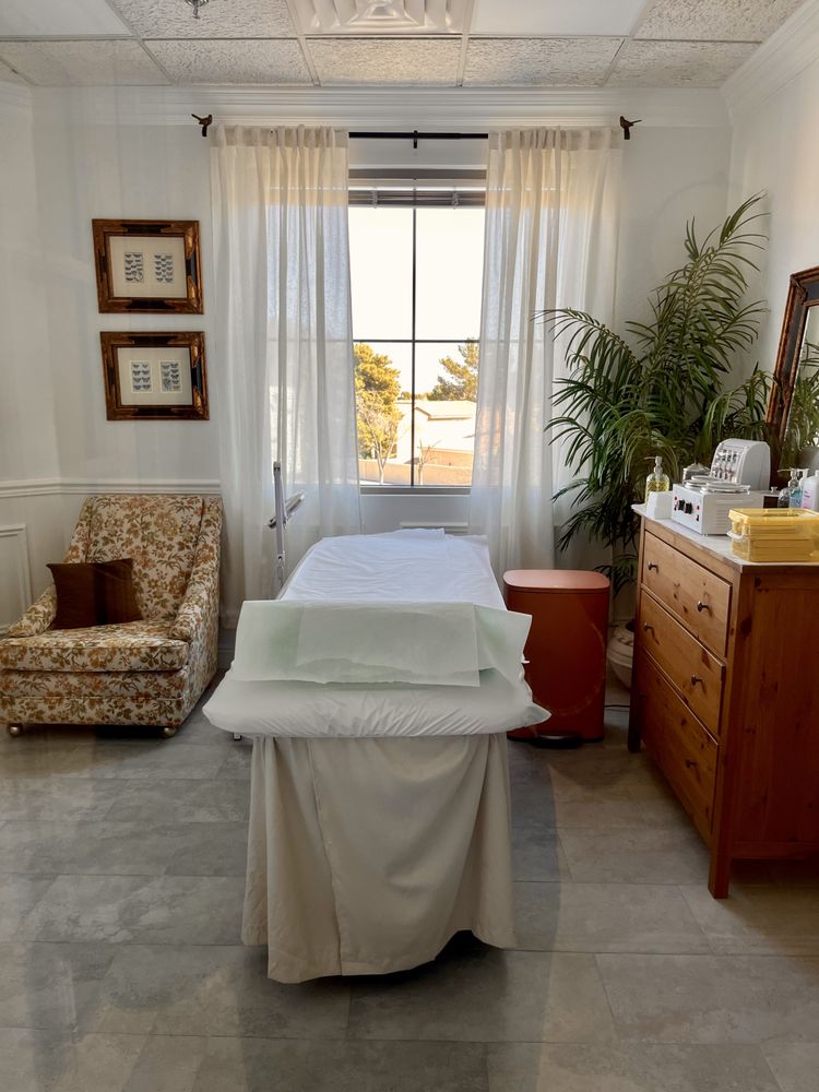 Bush Babies Beauty Logo