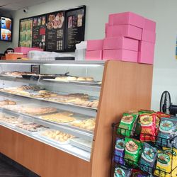Scott's Donuts Bagels & Deli