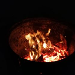 Edda's  Weihnachtsmarkt - Feuertonne zum wärmen