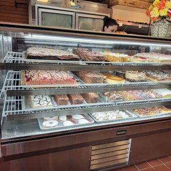 Styertowne Bakery - Bakeries Near Me - Clifton, New Jersey