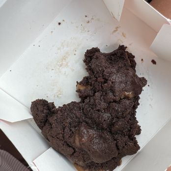 Crumbl - Beaverton - Chocolate Sea Salt toffee is the best! Sooo good! - Bakeries Near Me - Beaverton, Oregon Crumbl - Beaverton - Chocolate Sea Salt toffee is the best! Sooo good! - Bakeries Near Me - Beaverton, Oregon