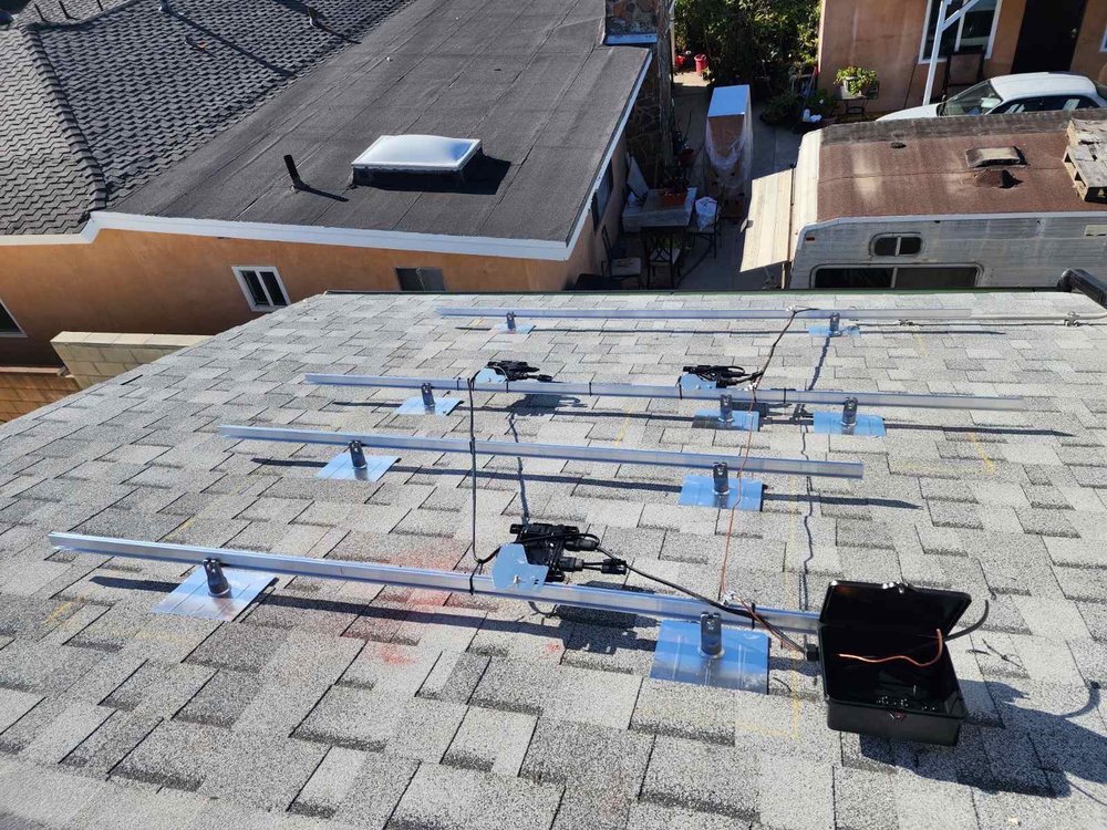 Slide of Sky Solar Pro