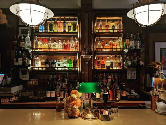 Orient Express Cocktail Bar by null