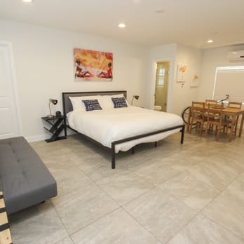 Sibi Beach Hotel - Studio with a pull out couch for extra sleeping arrangements - Hotels Near Me - Fort Lauderdale, Florida Sibi Beach Hotel - Studio with a pull out couch for extra sleeping arrangements - Hotels Near Me - Fort Lauderdale, Florida