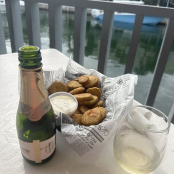 Salty’s Bar & Grill - Brut and fried pickles - Desserts Near Me - Key Largo, Florida