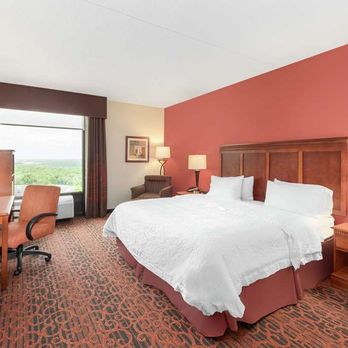 Hampton Inn Branson on the Strip - Guest room - Hotels Near Me - Branson, Missouri Hampton Inn Branson on the Strip - Guest room - Hotels Near Me - Branson, Missouri
