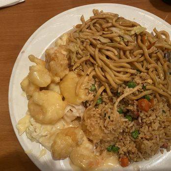 Wok of Flame - Honey Walnut Shrimp ( no walnuts- due to allergies), vegetable chowmein, and pork Fried Rice - Chinese Near Me - Davis, California Wok of Flame - Honey Walnut Shrimp ( no walnuts- due to allergies), vegetable chowmein, and pork Fried Rice - Chinese Near Me - Davis, California