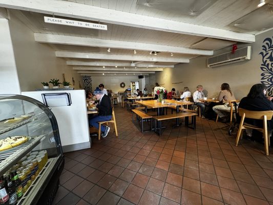 Dolina Bakery & Cafe by null
