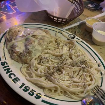 Flanigan's - Weston - Lemon pepper chicken/ linguine - American Near Me - Weston, Florida Flanigan's - Weston - Lemon pepper chicken/ linguine - American Near Me - Weston, Florida