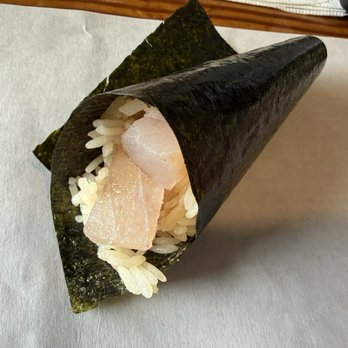 Uoichiba Handroll Bar - Lean tuna - Sushi Bars Near Me - San Fernando Valley, California