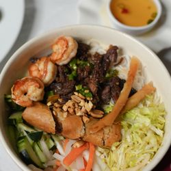 Kura House Asian Cuisine - Grilled pork vermicelli both with shrimp and egg rolls