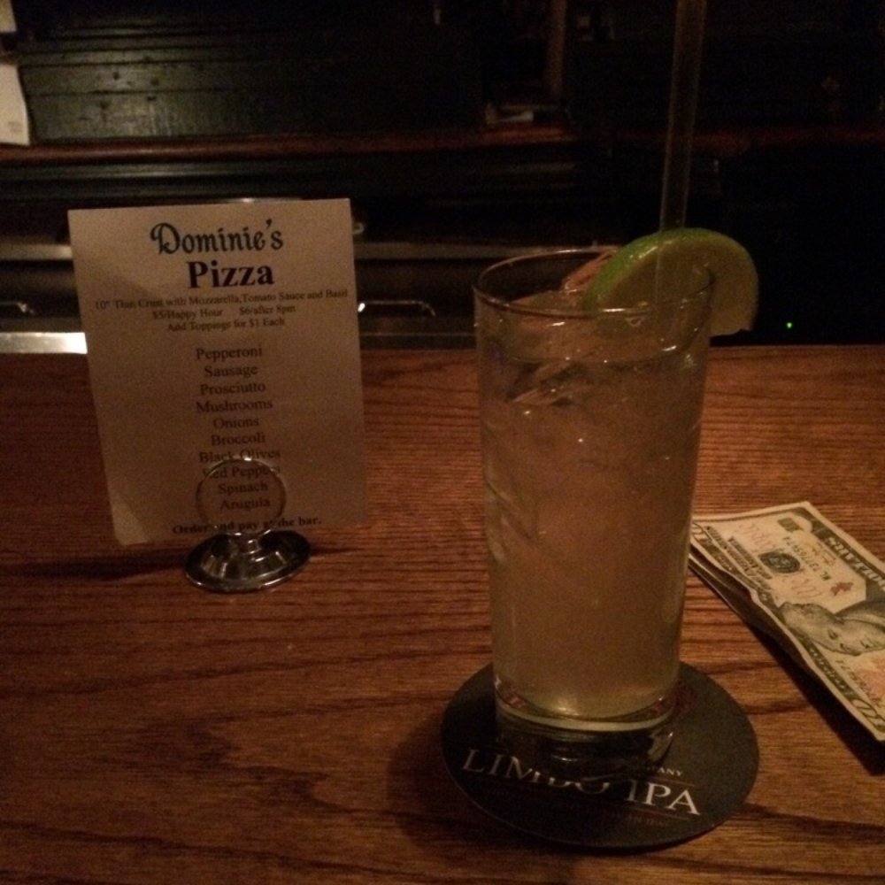 Rum and pineapple-