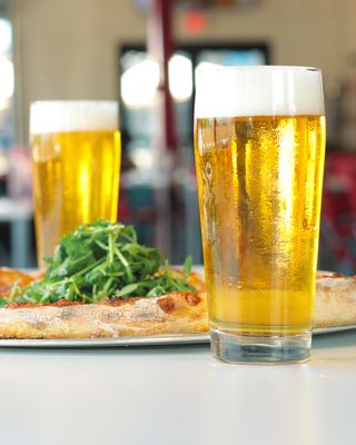 Aslin Beer Co presents Izzi - Coffee Bakery Pizza by null
