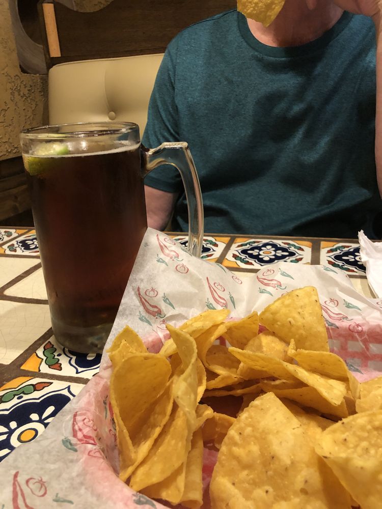 El Loro - Lexington