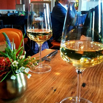 Acanto - Pinot Noir el Bianco (left) Garganega (right) - Italian Near Me - Chicago, Illinois Acanto - Pinot Noir el Bianco (left) Garganega (right) - Italian Near Me - Chicago, Illinois