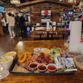 Hard Eight BBQ - Brisket,ribs, baked potato with all the toppings, side salad,onion rings, Mac and cheese, potato salad, chocolate pecan pie and whiskey pie. - Barbeque Near Me - The Colony, Texas