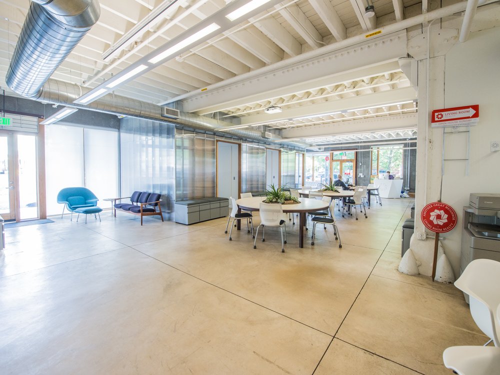 LIVING ROOM REALTY Updated September 2024 15 Photos & 14 Reviews