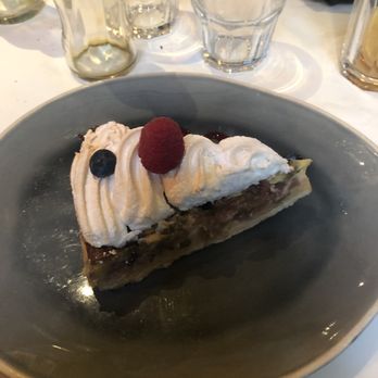 Steakhouse District - Rhubarb pie - Steakhouses Near Me - Strasbourg, 67 Steakhouse District - Rhubarb pie - Steakhouses Near Me - Strasbourg, 67