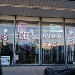 Dee's Barbershop - Another outside